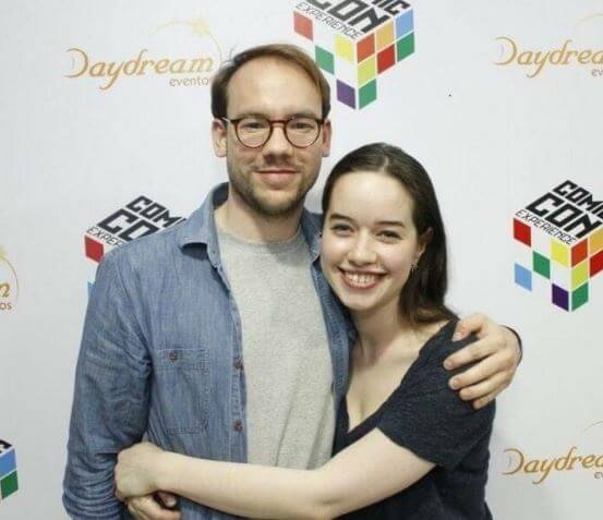Lulu Popplewell’s sister, Anna Popplewell with her husband, Sam Caird.